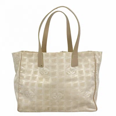 Pre-owned Chanel Beige Silver Nylon Tote Bag ()