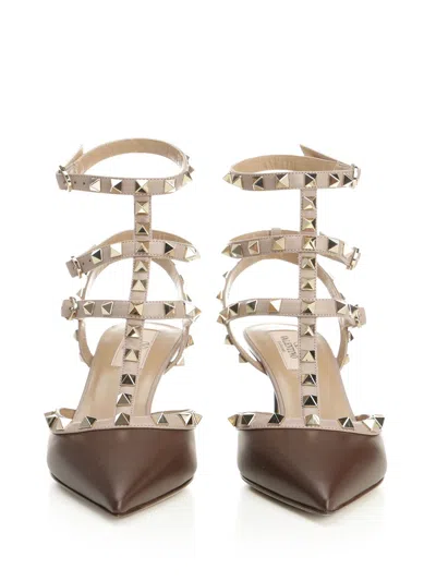 Valentino Rockstud 65 Two-tone Leather Pumps In Brown