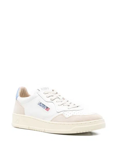 Autry 'medalist' White Low Top Sneakers With Embossed Logo On The Tongue In White