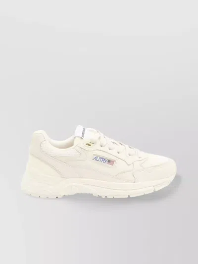 Autry Hyperway Sneakers In Whisper White Laminated Leather And Mesh In Neutral