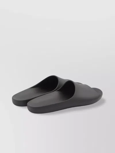 The Row Ama Slipon In Rubber In Gray