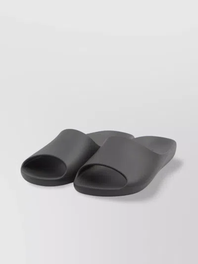 The Row Ama Slipon In Rubber In Gray