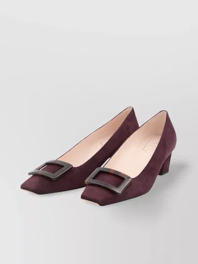Roger Vivier Beautiful Vivier Suede Pumps In Burgundy