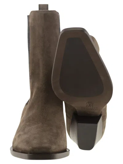 Brunello Cucinelli Brown Ankle Boots With Elastic Side Panel In Suede Woman In Brown