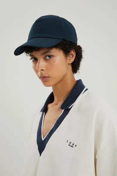 1989 Studio V-neck Sweatshirt Contrasting Collar In White