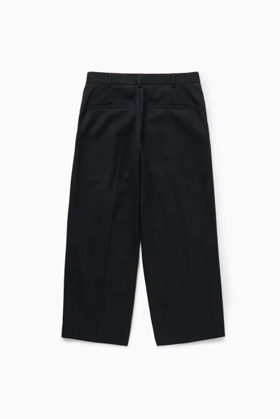 1989 Studio Pleated Chino Trousers With Back Pockets In Black