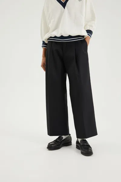1989 Studio Pleated Chino Trousers With Back Pockets In Black