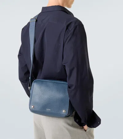 PEBBLE M号皮革邮差包