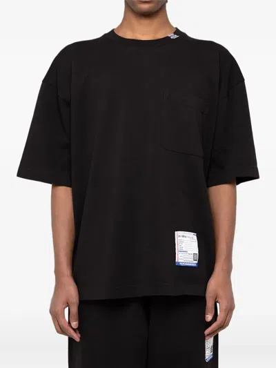 In・stru(men-tal) Breast-pocket T-shirt In Black