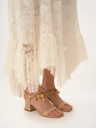 Chloé 55mm Charm-embellished Block-heel Sandals In Neutral