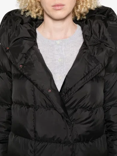 Peuterey High-volume Collar Black Puffer Jacket In Black