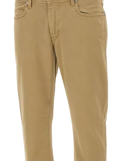 五口袋合身牛仔裤