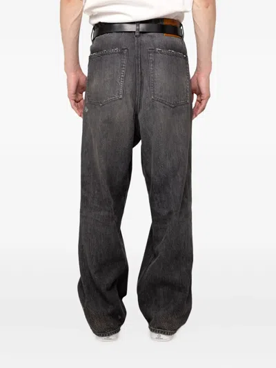 Kamiya Distressed Jeans In Black