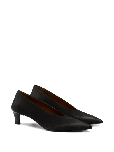 尖头皮质高跟鞋