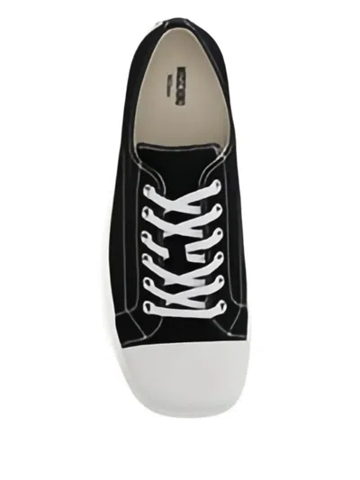 Moschino Edge Sneakers In Black