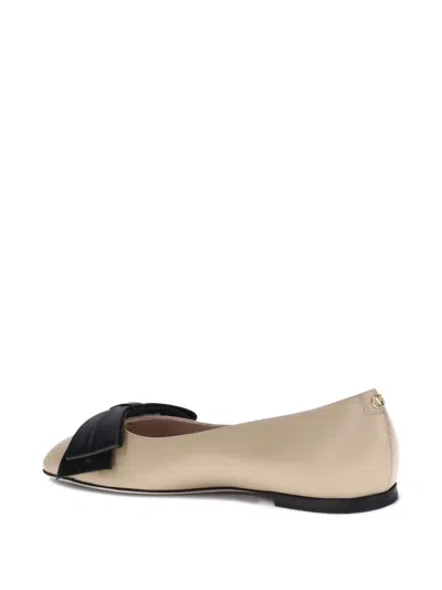 Valentino Bow-detail Leather Ballet Flats In Neutral
