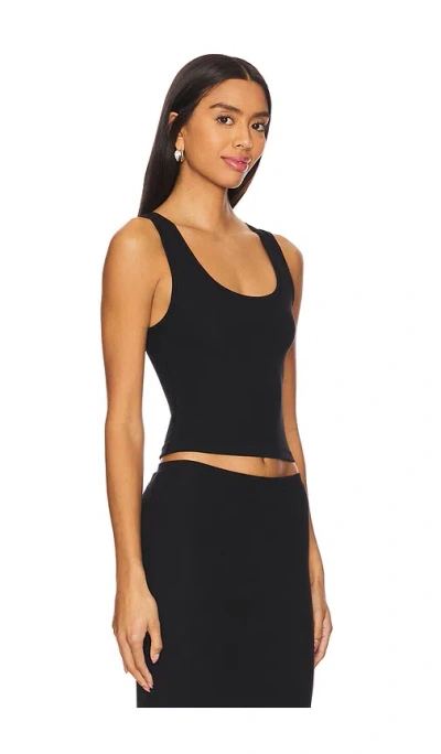 Éterne Square Neck Tank Top In Black