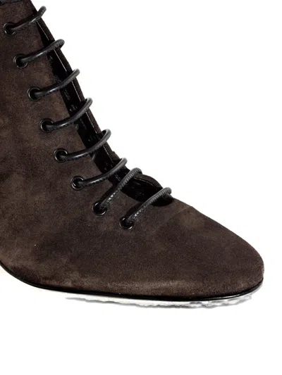 系带绒面皮靴（8厘米）