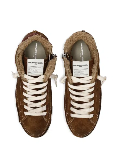 Philippe Model Casual Low Top Sneakers With Contrast Stitching In Brown