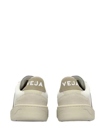 Veja Sneakers V-90 Ot White Taupe In White