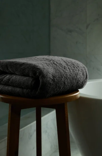 Italic Serene Ultraplush Collection Bath Essentials- Bath Towel 4 Pack In Gray