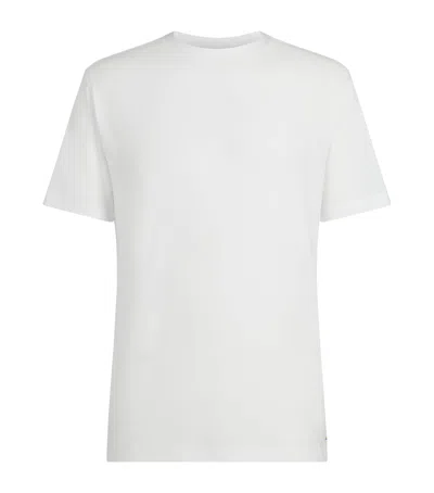 Vuori Strato Short Sleeve Tech Tee In Grey In White