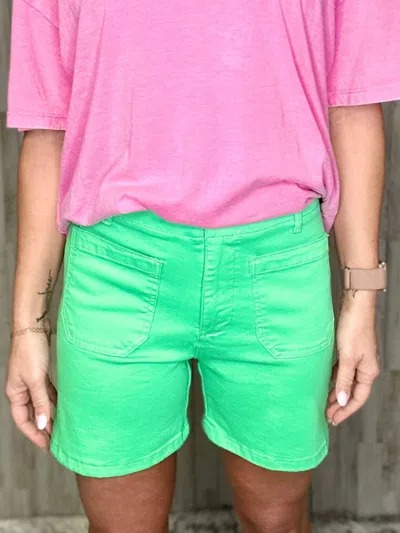 Charlie B St. Thomas Patch Pocket Shorts In Emerald In Gold
