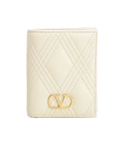 Valentino Quilted 67 Leather Wallet In Neutral