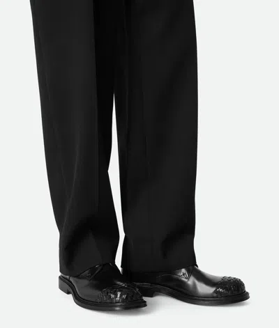 Bottega Veneta Leather Lace-up Shoes Featuring Signature Detail In Black