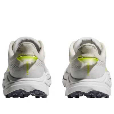 Hoka Challenger 8