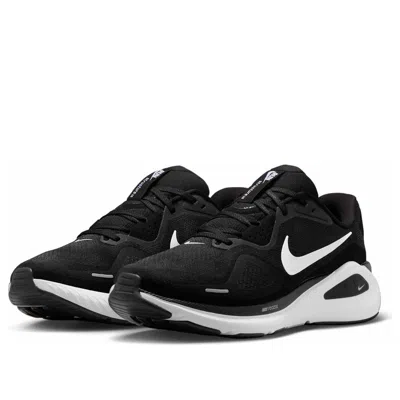 Nike Structure 26 Running Shoe In Multi