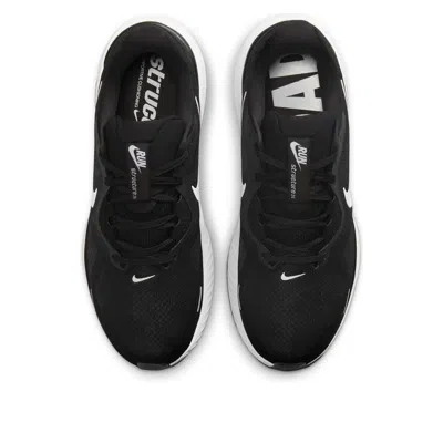 Nike Structure 26 Running Shoe In Multi