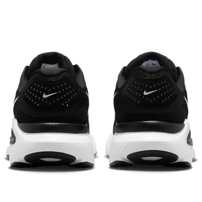 Nike Structure 26 Running Shoe In Multi