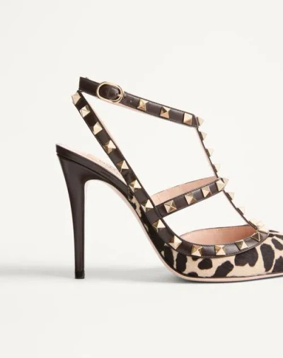 Valentino Rockstud Pumps In Animal Print In Brown