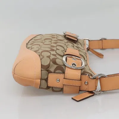 Pre-owned Coach Signature Beige Canvas Shoulder Bag ()