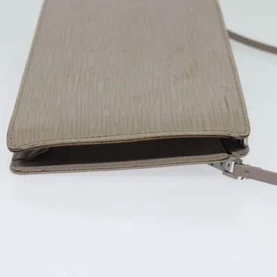 Pre-owned Louis Vuitton Brown Leather Clutch Bag ()