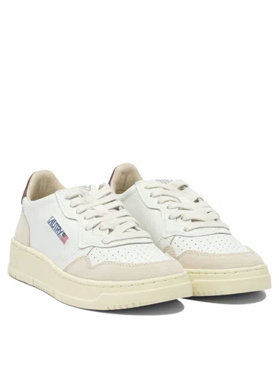 Autry "medalist Low" Sneakers In White