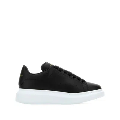 Alexander Mcqueen Alexander Mc Queen Larry Oversize Sneakers In Black