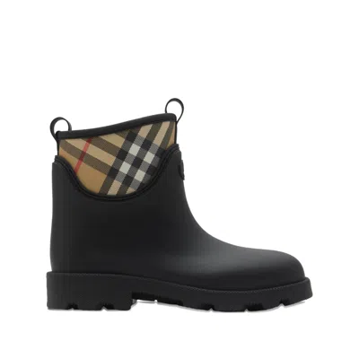 Burberry Marsh Stamp Rubber Ankle Boots In Black