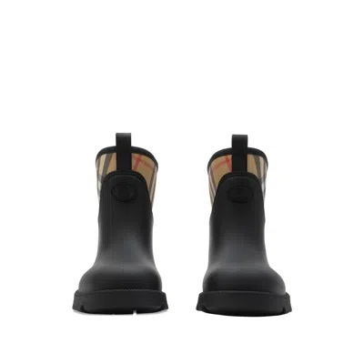 Burberry Marsh Stamp Rubber Ankle Boots In Black