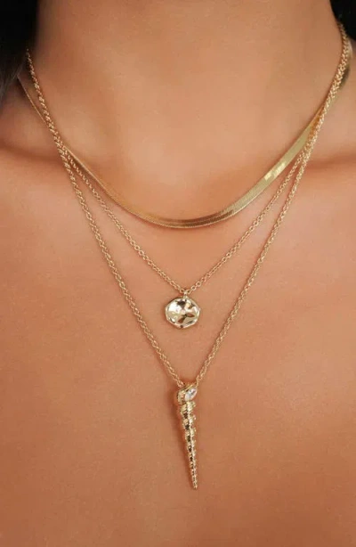Ettika Saint Tropez Shell Charm Layered Necklace In Gold