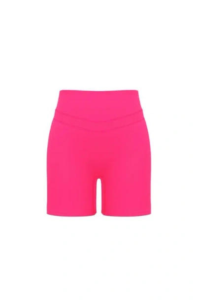 Vitality Pulse Volley Short In Pink