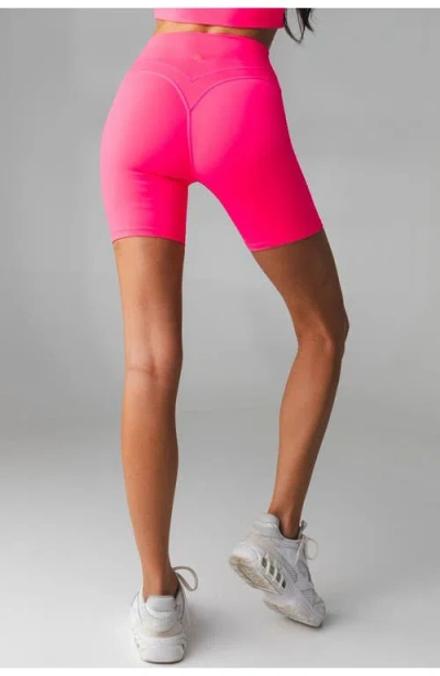 Vitality Pulse Volley Short In Pink