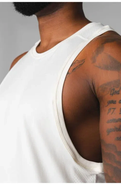 Vitality Kinetic Tank In White