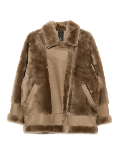 Blancha Reversible Sheepskin In Brown