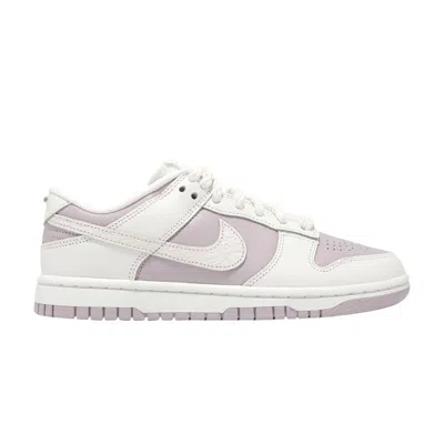Pre-owned Nike Wmns Dunk Low 'platinum Violet Floral' | Purple | Women's Size 7
