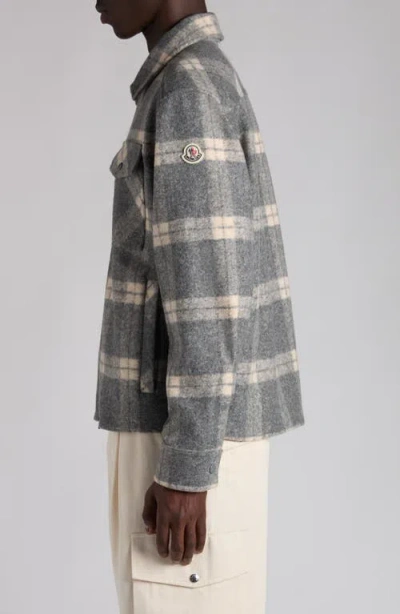 Moncler Graphic Logo Long Sleeve Cotton T-shirt In Gray