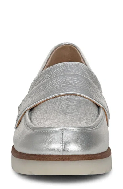 Vionic Cleo Loafer In Silver