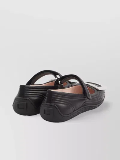 Roger Vivier Low Mary Jane Ballerinas In Leather In Black