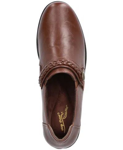 Easy Street Amber Womens Round Closed Toe Slip-on Shoe In Brown